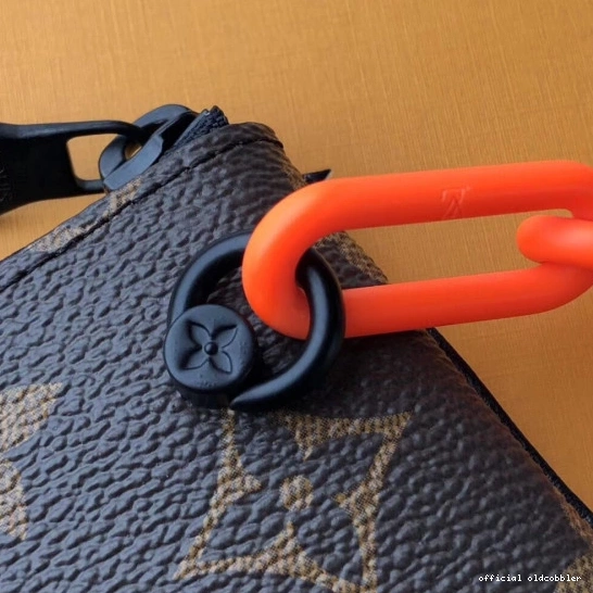Official oldcobbler VUITTON POUCH LOUIS KEY 0816